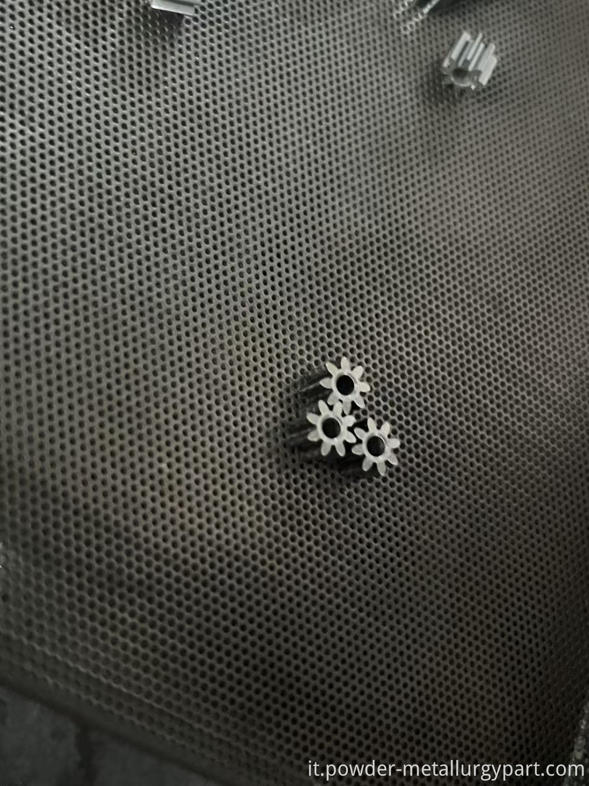 Synchronous motor gear